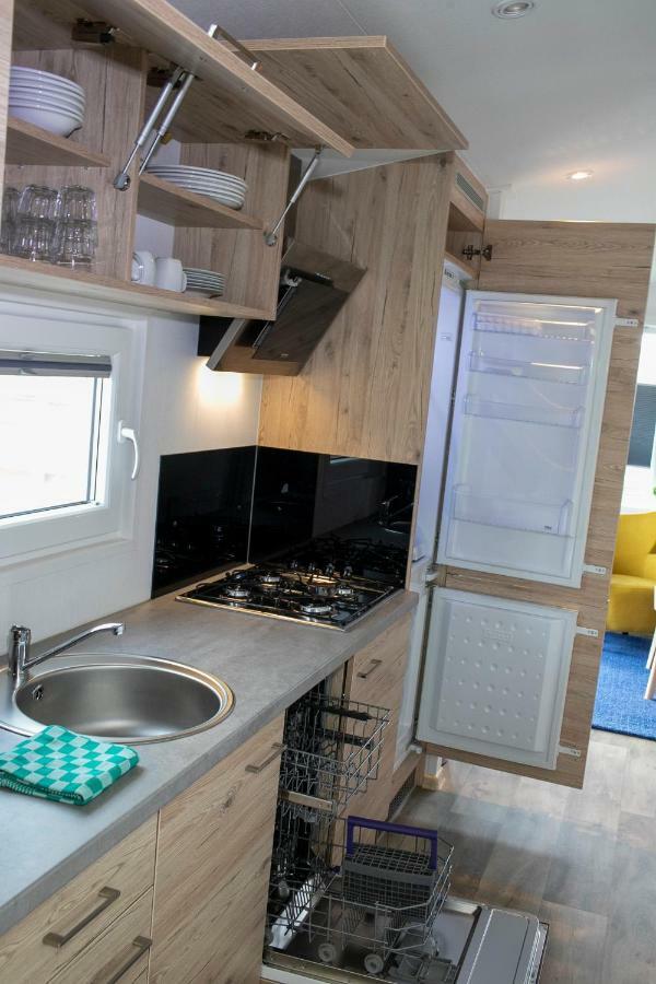 Zuiderzee-Chalet 22 Molkwerum ภายนอก รูปภาพ